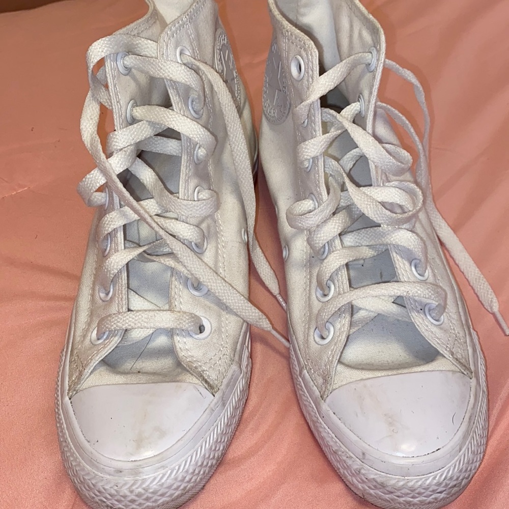 White converse